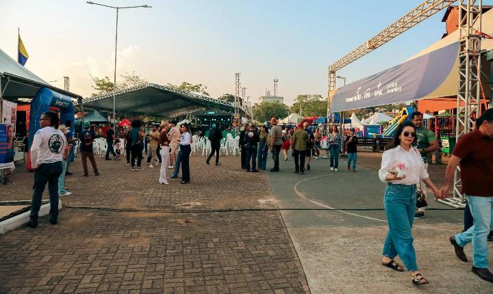 Agrotec transforma visita em família e encanta os visitantes na estreia do evento