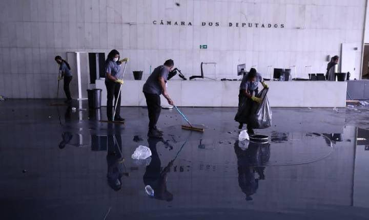 Ampliação da reserva de vagas para mulheres em contratos públicos