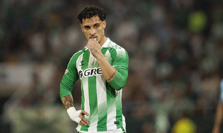 Antony revela: ‘Tomava remédios para jogar e no dia seguinte não conseguia andar’