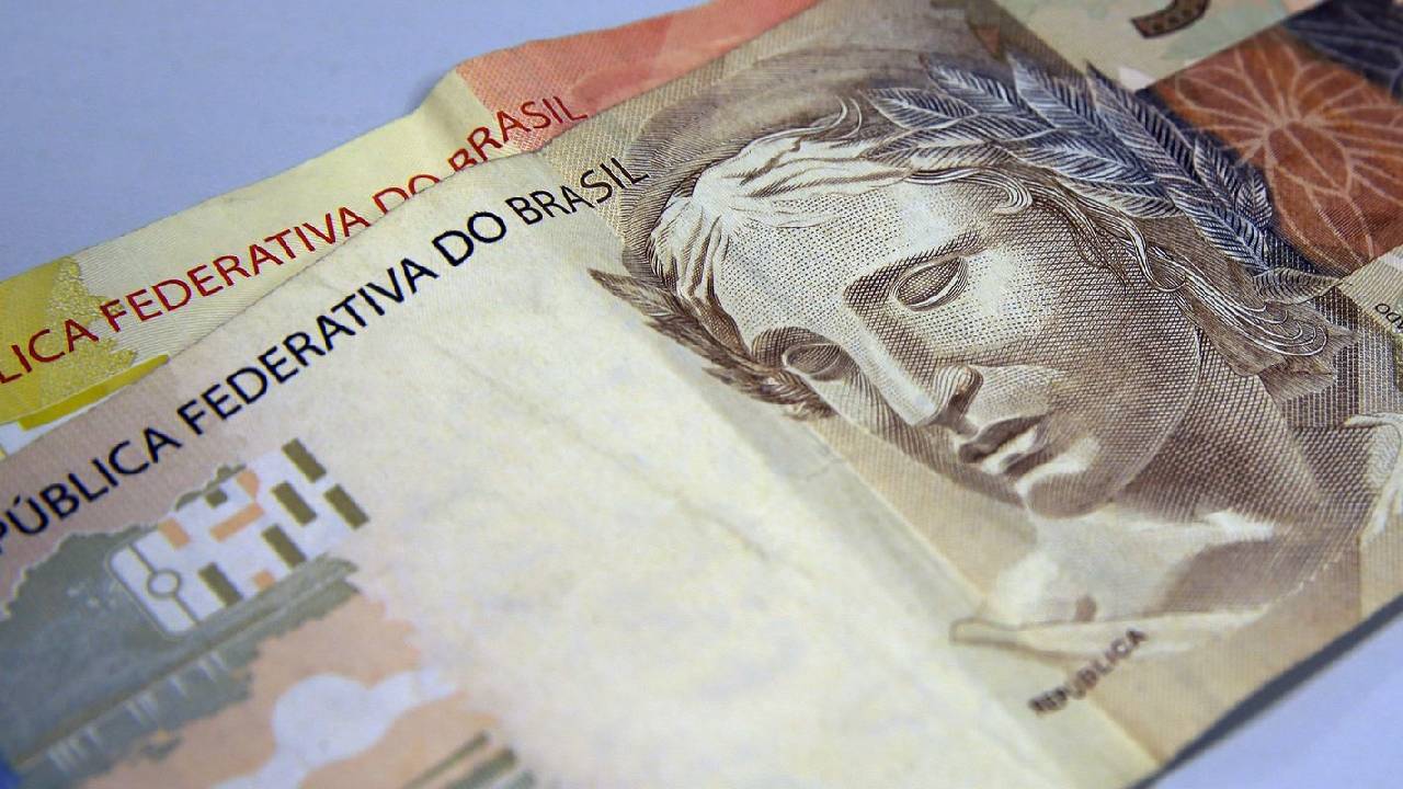 Beneficiários com NIS de final 7 recebem Bolsa Família de julho