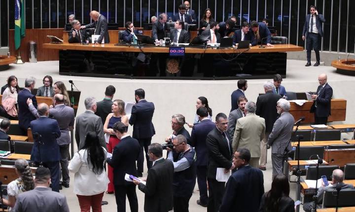 Câmara aprova projeto que reformula o seguro rural