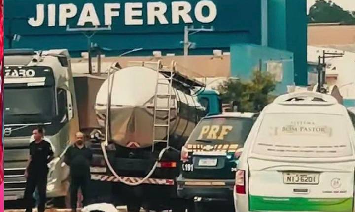 Colisão entre moto e caminhão deixa mulher morta em Ji-Paraná