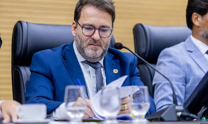 Deputado Alex Redano solicita nova operação tapa-buracos e reforço da sinalização na RO-459