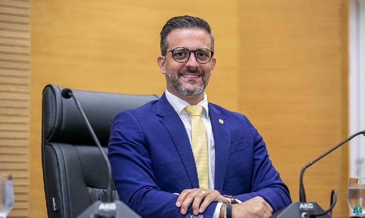 Deputado Lucas Torres solicita áreas exclusivas para embarque de aplicativos em hospitais e delegacias