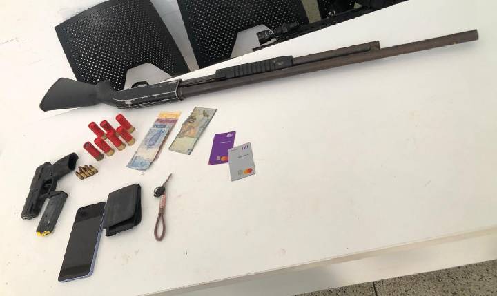 Dupla é presa após confronto com a PM e recuperação de motocicleta roubada em Campo Novo de Rondônia