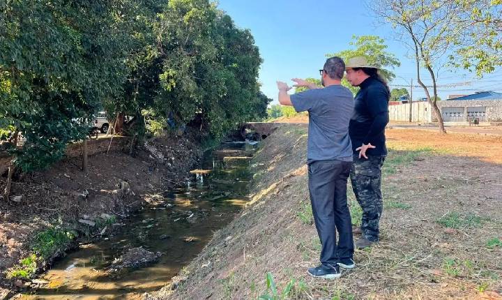 Ecobarreiras podem reforçar combate ao descarte irregular de resíduos em igarapés