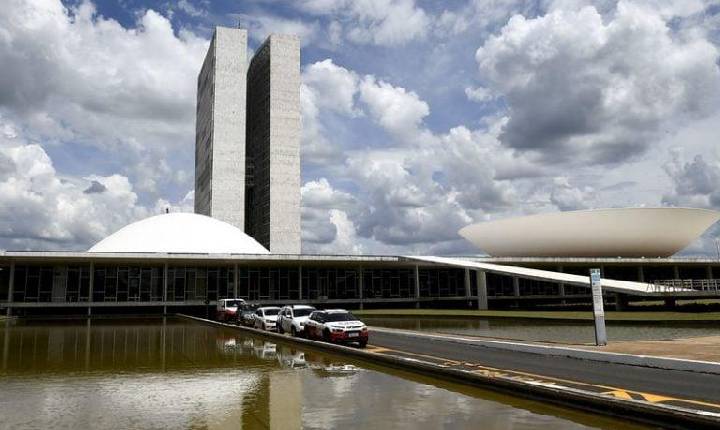 Em 2027, 40 novos senadores e 14 reeleitos farão parte do Senado