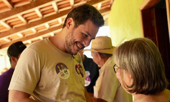 Em Buritis, Maurício Carvalho ouve produtores e recebe reconhecimento pelo trabalho no campo