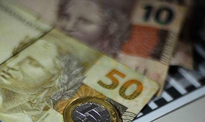 Em julho, IBC-BR tem queda de 0,2%; alta de 1% em relação ao ano passado