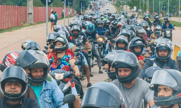 Entregues 600 capacetes durante a semana de conscientização no trânsito