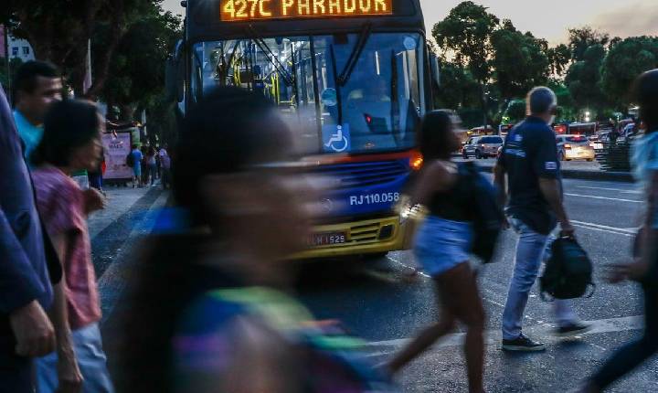 Estudo revela que solidão e cansaço aumentam a abstenção eleitoral