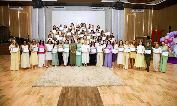 Eyder Brasil encerra ciclo do Projeto Mulheres Relevantes em Porto Velho com quase 100 homenageadas