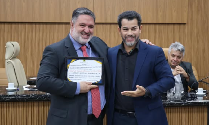 Homenageado recebe Título de Cidadão Honorário de Porto Velho e destaca emoção em solenidade