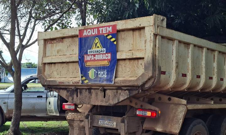 Mais quatro ruas de Porto Velho são contempladas com a Operação tapa buracos