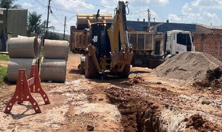 Obra de drenagem no Três Marias traz esperança de melhorias para os moradores