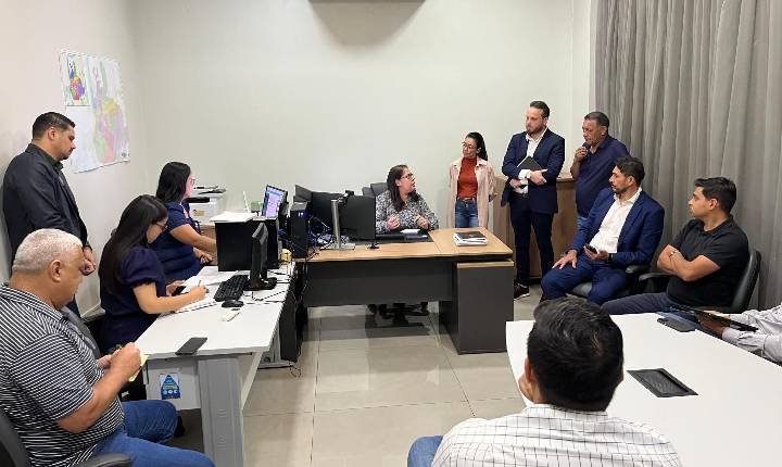 Pacele fiscaliza emendas na Semusa e garante ambulância, reforma e equipamentos para os distritos