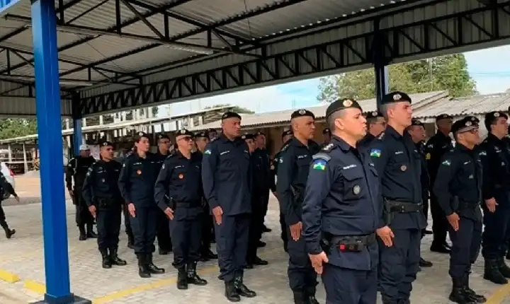 Pedro Fernandes celebra inauguração de garagem coberta da PM em Ariquemes