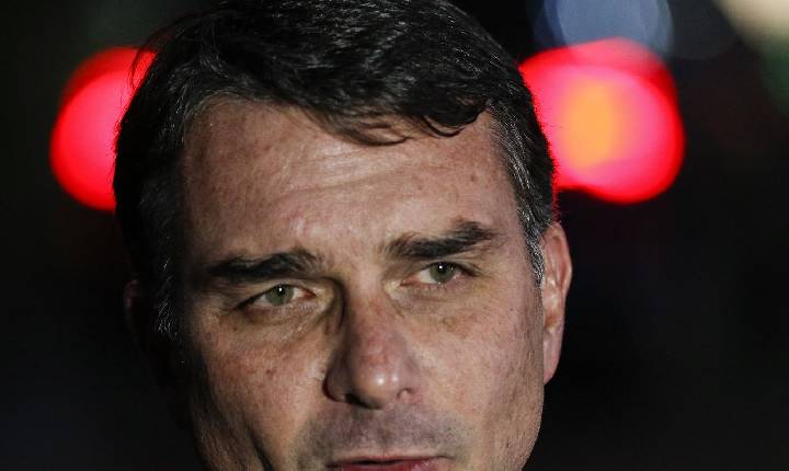 PF aponta cobranças de Flávio a Vorcaro por filme Dark Horse