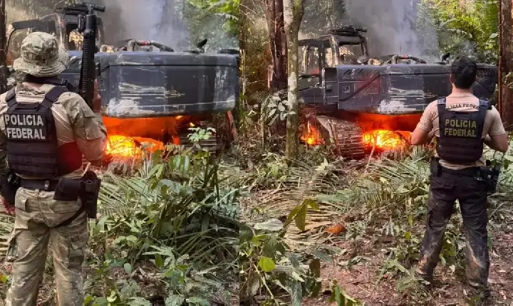 Polícia Federal e Ibama destroem máquinas em garimpo na TI Sete de Setembro