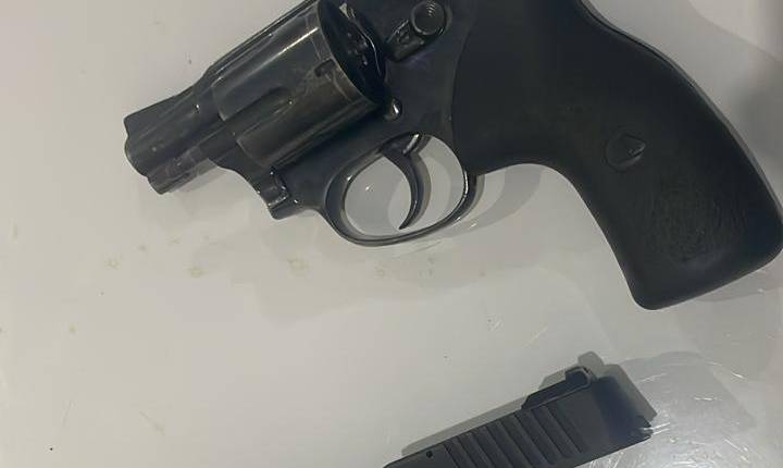 Polícia Militar apreende armas de fogo em distribuidora durante patrulhamento em Ministro Andreazza