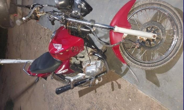 Polícia Militar recupera motocicleta roubada e prende dois suspeitos em Ministro Andreazza