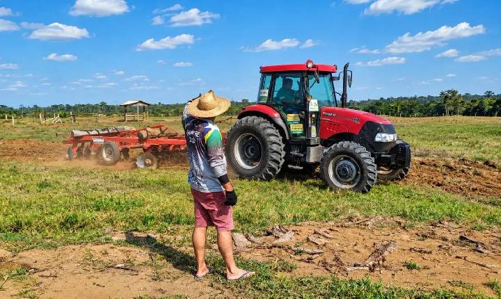 Porteira Adentro prepara terrenos para novos cultivos na zona rural de Porto Velho