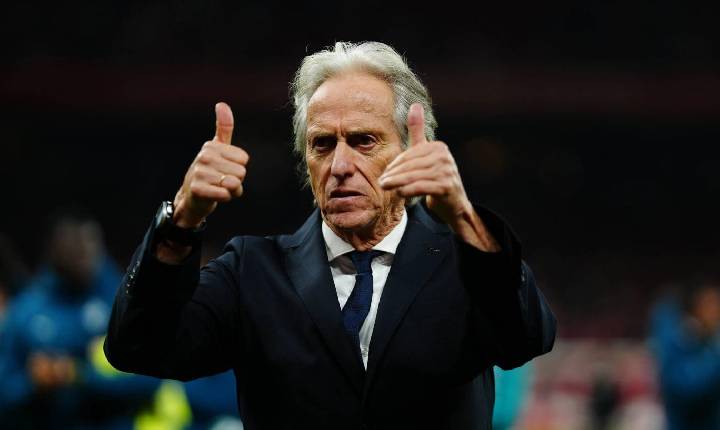 Portugal brilha sob comando de Jorge Jesus e responde a controvérsias