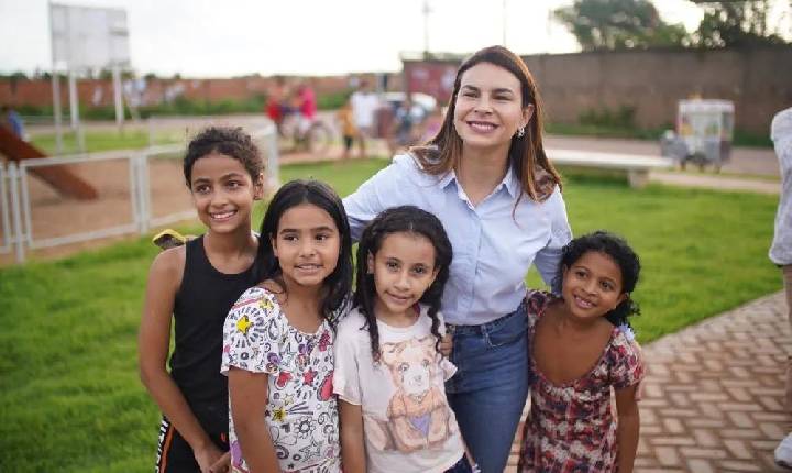 Praças construídas com emendas de Mariana ajudaram a transformar espaços de Porto Velho