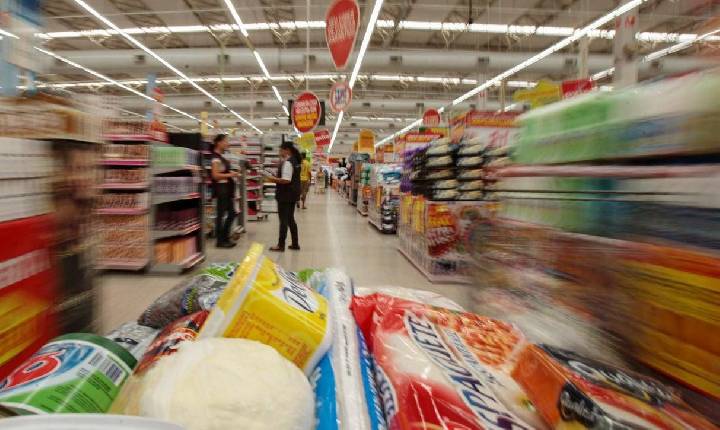 Reajuste de 15% no Bolsa Família começa em outubro