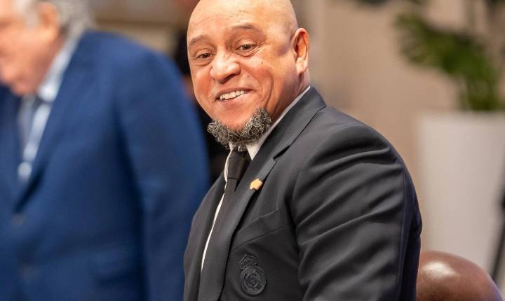 Roberto Carlos indica Kylian Mbappé como favorito à Bola de Ouro