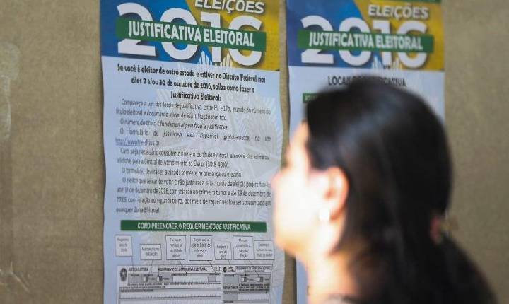 Saiba como funcionam a justificativa eleitoral e o voto em trânsito nas eleições de 2026