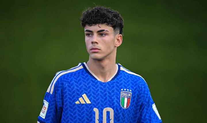 Samuele Inácio, a promessa do Dortmund, é chamado e reafirma opção pela Itália em detrimento do Brasil