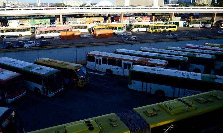 Transporte público gratuito reivindicado por Nunes Marques aos TREs durante as eleições