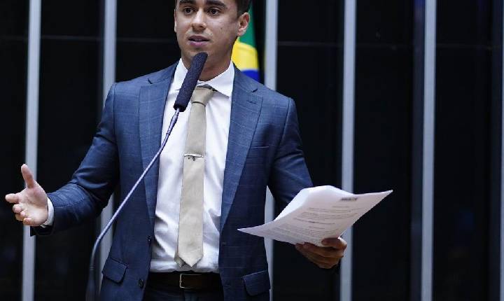 TSE ordena que Nikolas exclua post com informações equivocadas sobre Lula