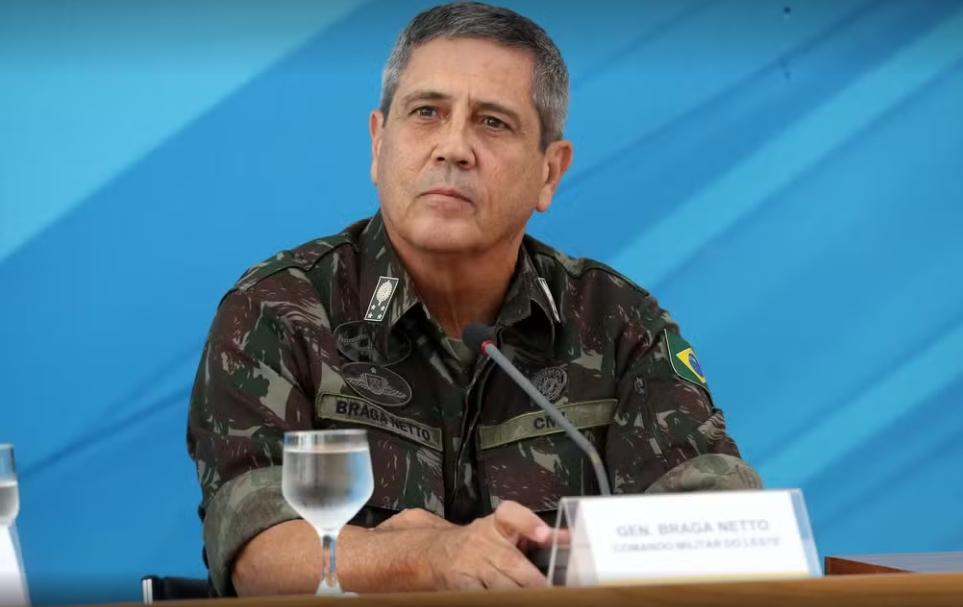 PF prende Braga Netto