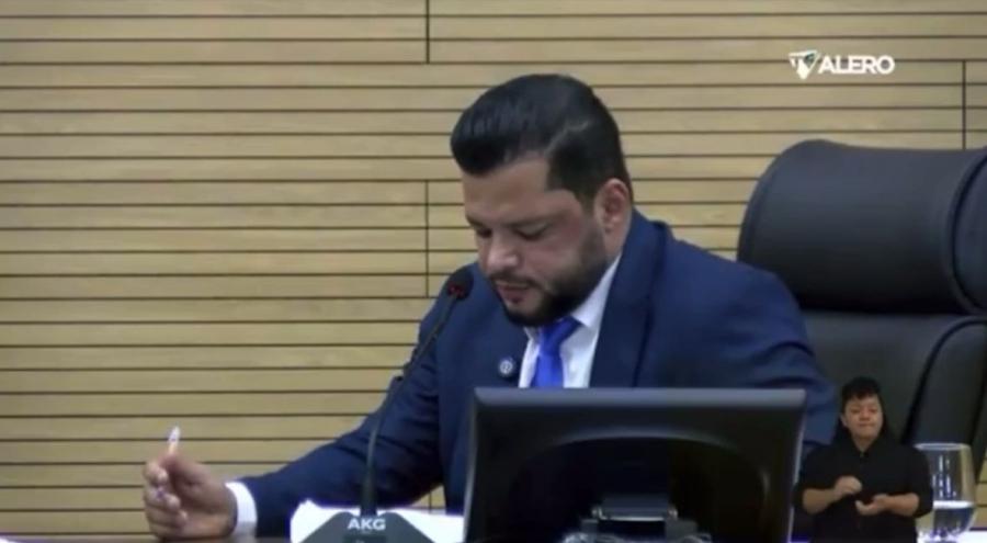 Deputado Edevaldo Neves cobra melhorias para mães e recém-nascidos no Hospital de Base