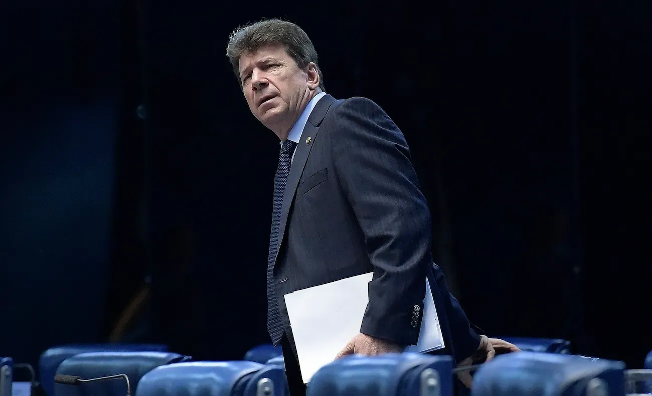 Senado pode votar hoje mudança na Lei da Inelegibilidade que favorece Ivo Cassol