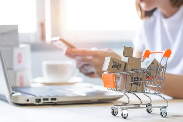Poder de compra diminuiu para 81% dos brasileiros ouvidos na pesquisa Genial/Quaest