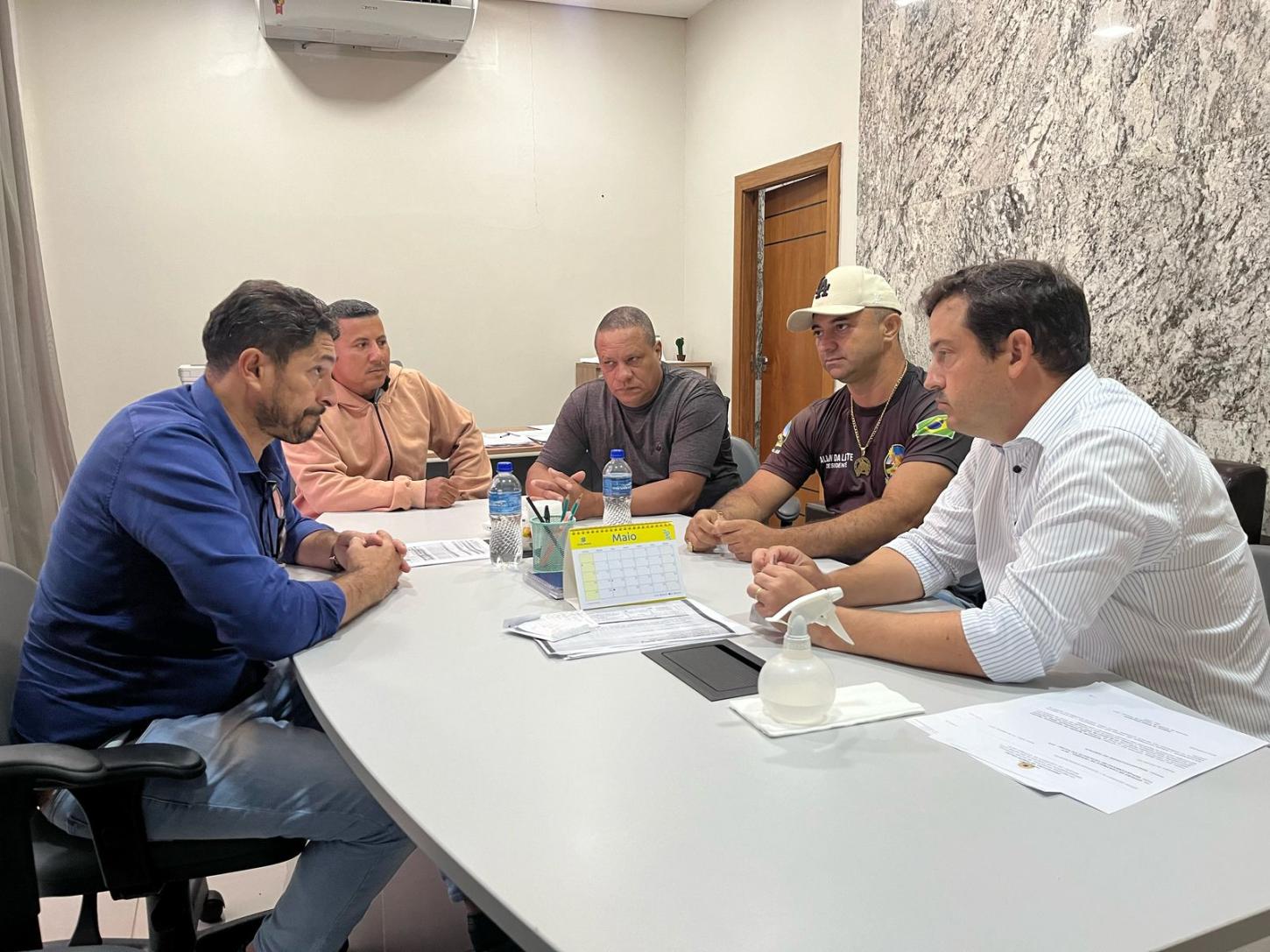 Vereador Márcio Pacele e moradores do Flamboyant avançam na luta pela UBS do bairro