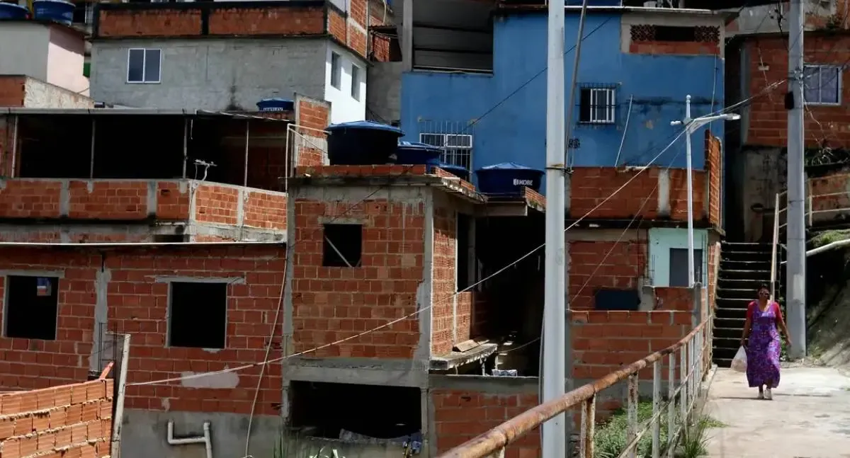 Desigualdade da fome: 73,8% dos lares com insegurança grave são chefiados por pretos e pardos