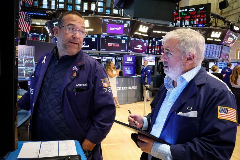 Wall Street oscila pouco enquanto mercado analisa PIB dos EUA