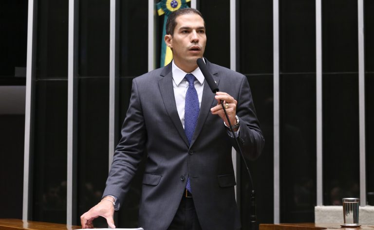 Câmara aprova transferência simbólica da capital federal para Salvador em 2 de julho de cada ano
