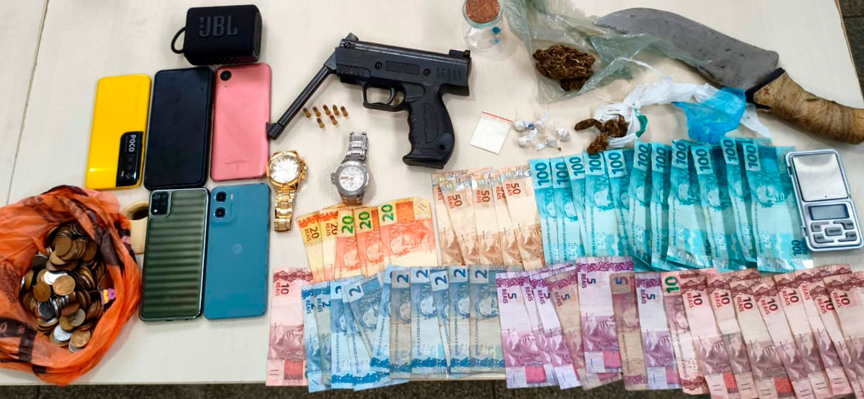 JI-PARANÁ – SUSPEITO TENTA FUGIR, MAS É PRESO PELA PM COM DROGAS, ARMA E DINHEIRO