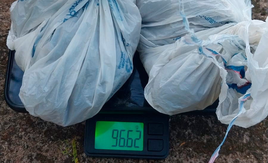 OURO PRETO DO OESTE – SUSPEITO É PRESO COM DROGAS DURANTE PATRULHAMENTO DA PM NO MORRO CHICO MENDES