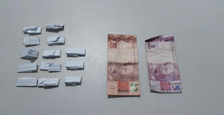 PMRO apreende papelotes de crack durante ocorrência em  Guajará-Mirim