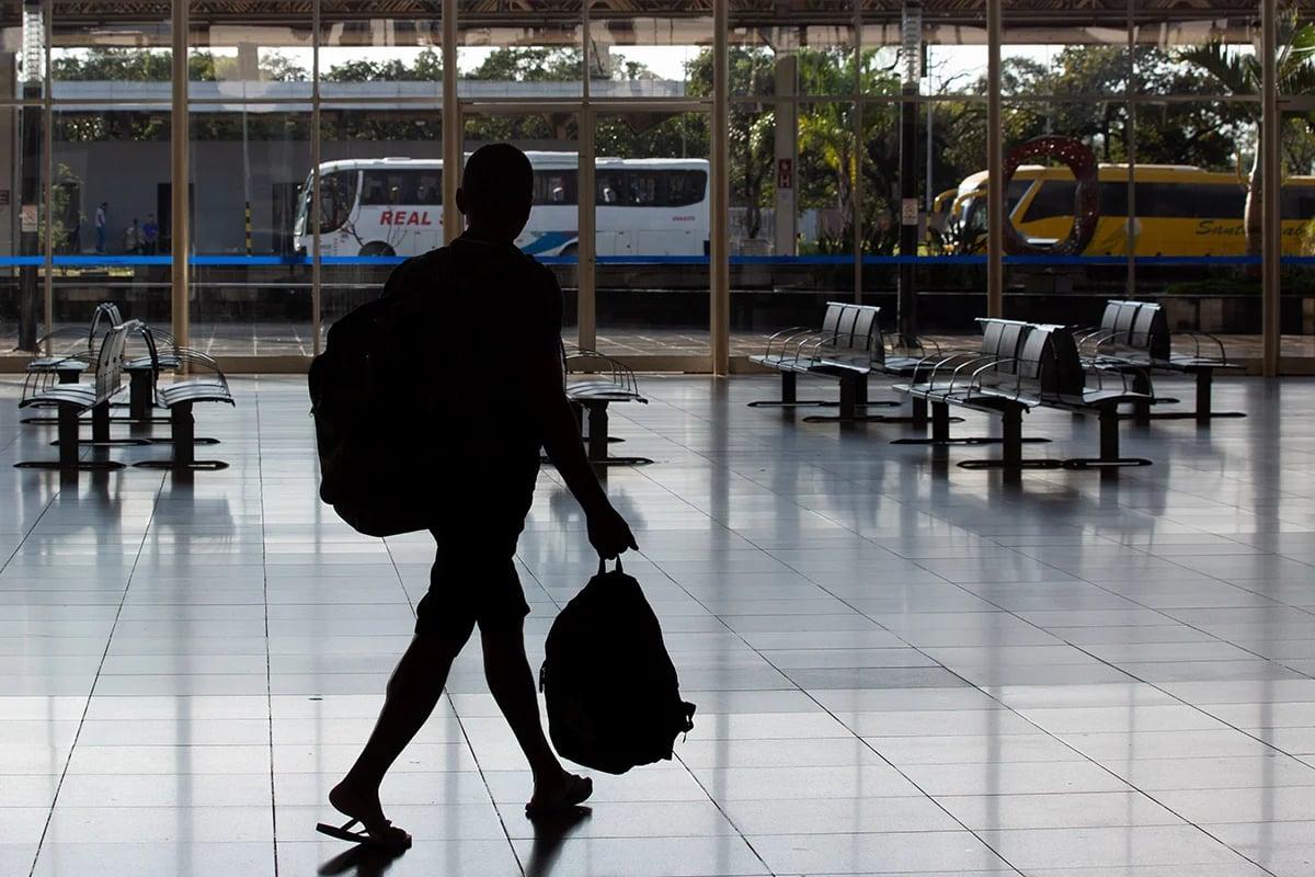 Desconto de 50% em passagens de ônibus interestaduais para maiores de 60 anos