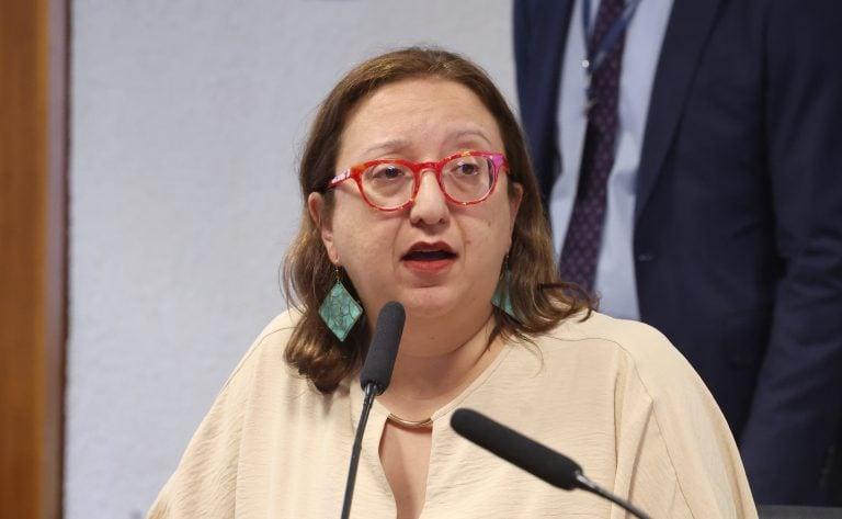 Alta taxa de depressão entre jornalistas é revelada em pesquisa apresentada ao Conselho de Comunicação
