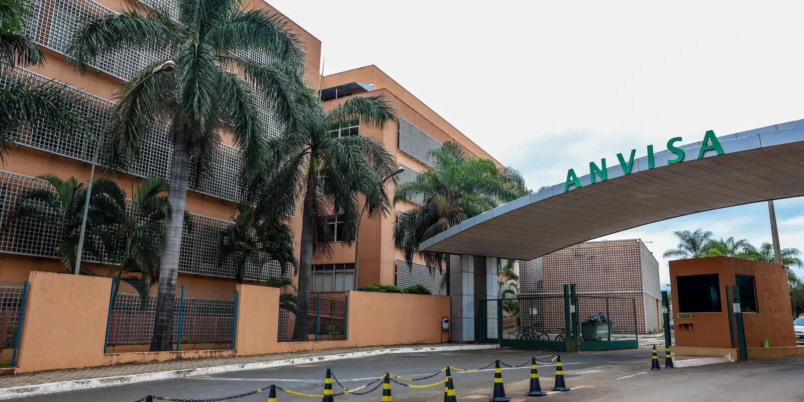 Anvisa determina apreensão de produtos da marca United Labz