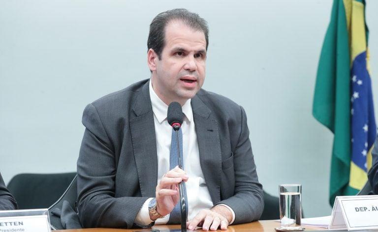 Aprovação da proposta para desembarque noturno fora do ponto de ônibus