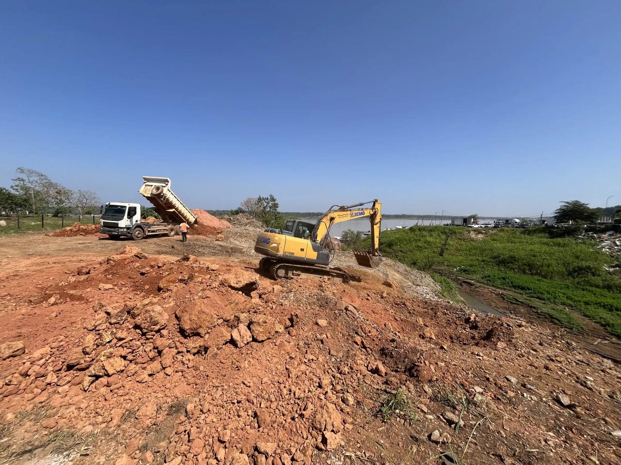 Avanços nas obras do canal Santa Bárbara com instalação de novas manilhas em Cai N’Água
